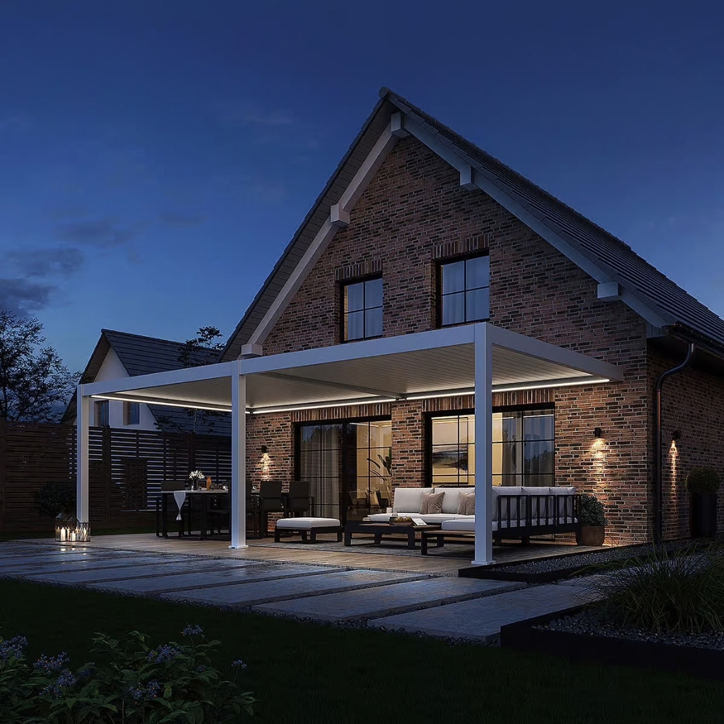 Wandpergola elektrisch 4x8m mit LED | motorisiertes Lamellendach Weiss